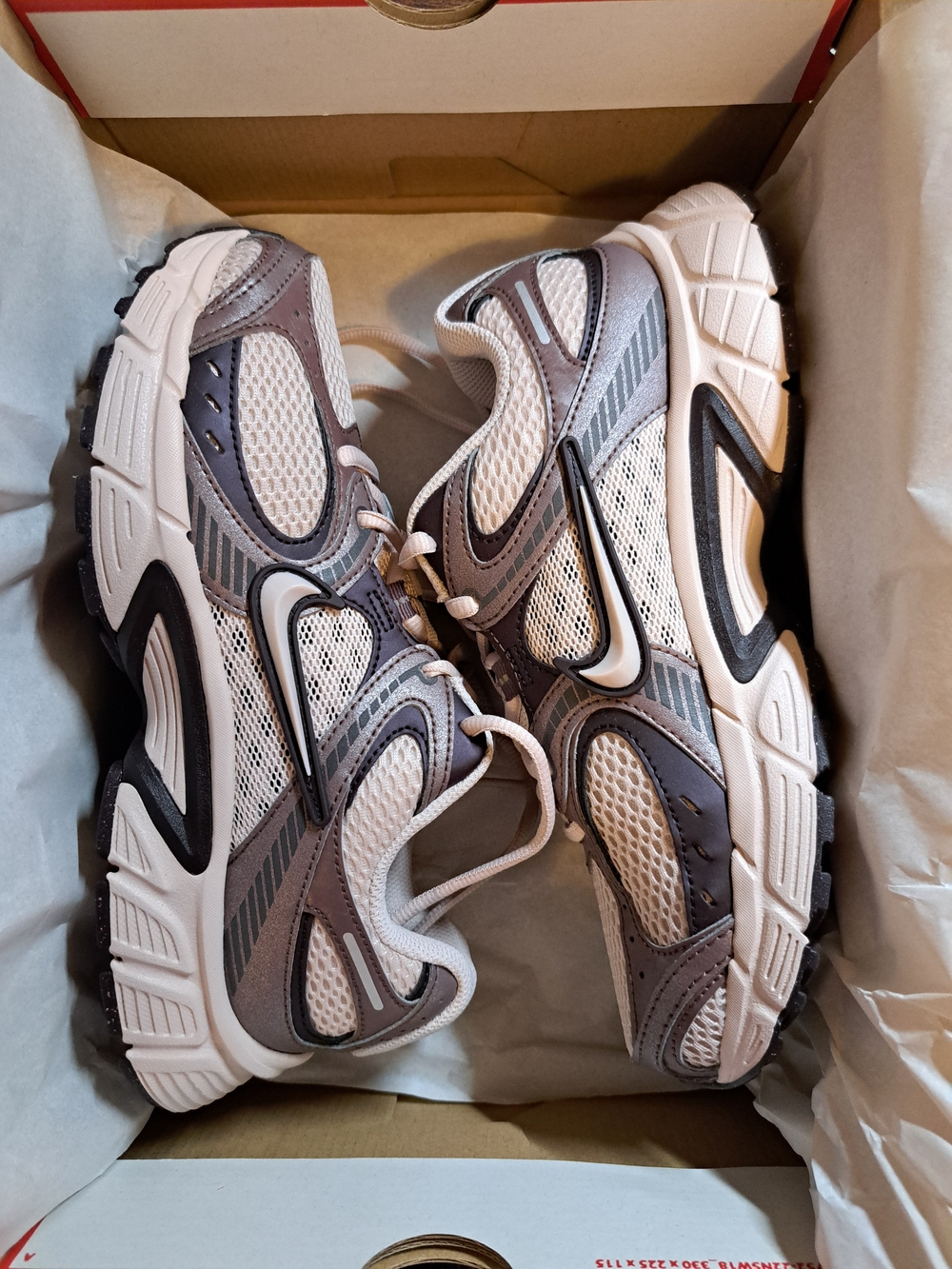 Nike V5 RNR Silt Red/Tattoo
